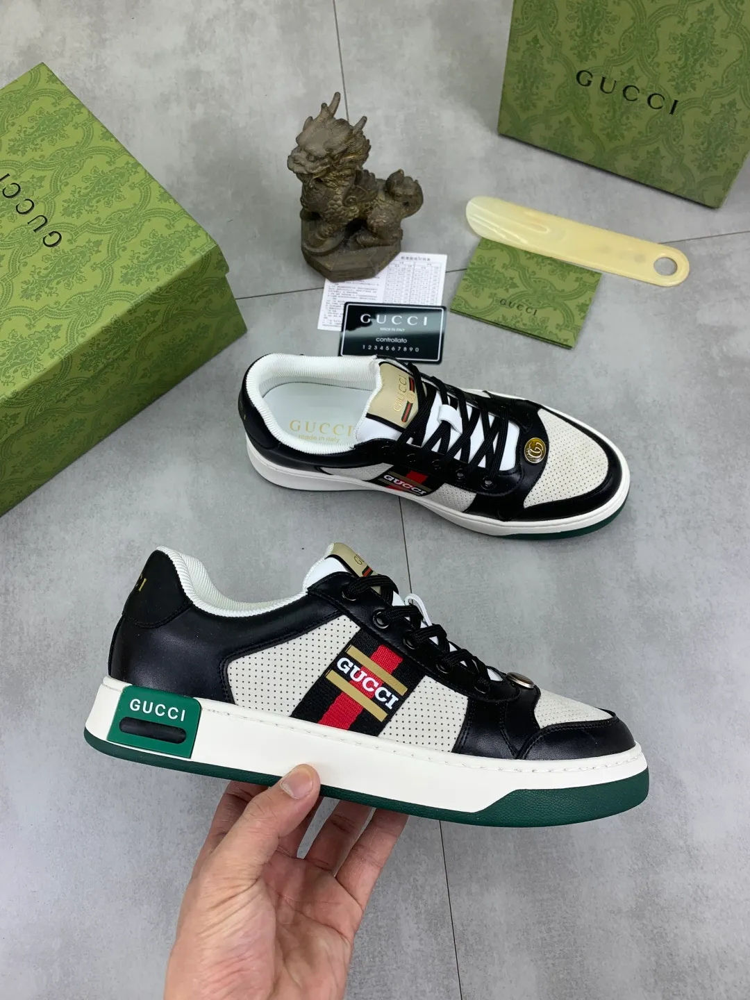 Men's shoes 💰P420💰 [New model] (GUCCI) official website's latest 🎁🎁casual and fashionable men's shoes 👟, hot style 💥 style is simple and elegant, exclusive for trendy men. Unique official website's latest brand double G elements 👑Original Gucci decoration, fashionable and generous, the fabric is original frosted calfskin ✅Fully imported first-layer pigskin lining, the official website specifies wear-resistant, lightweight original rubber casual outsole, the classic model is taken in kind at the counter🎬38-44 (45 46 customized) 3️⃣ colors available